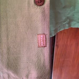 Absolutely perfect Tommy Bahama shirt!